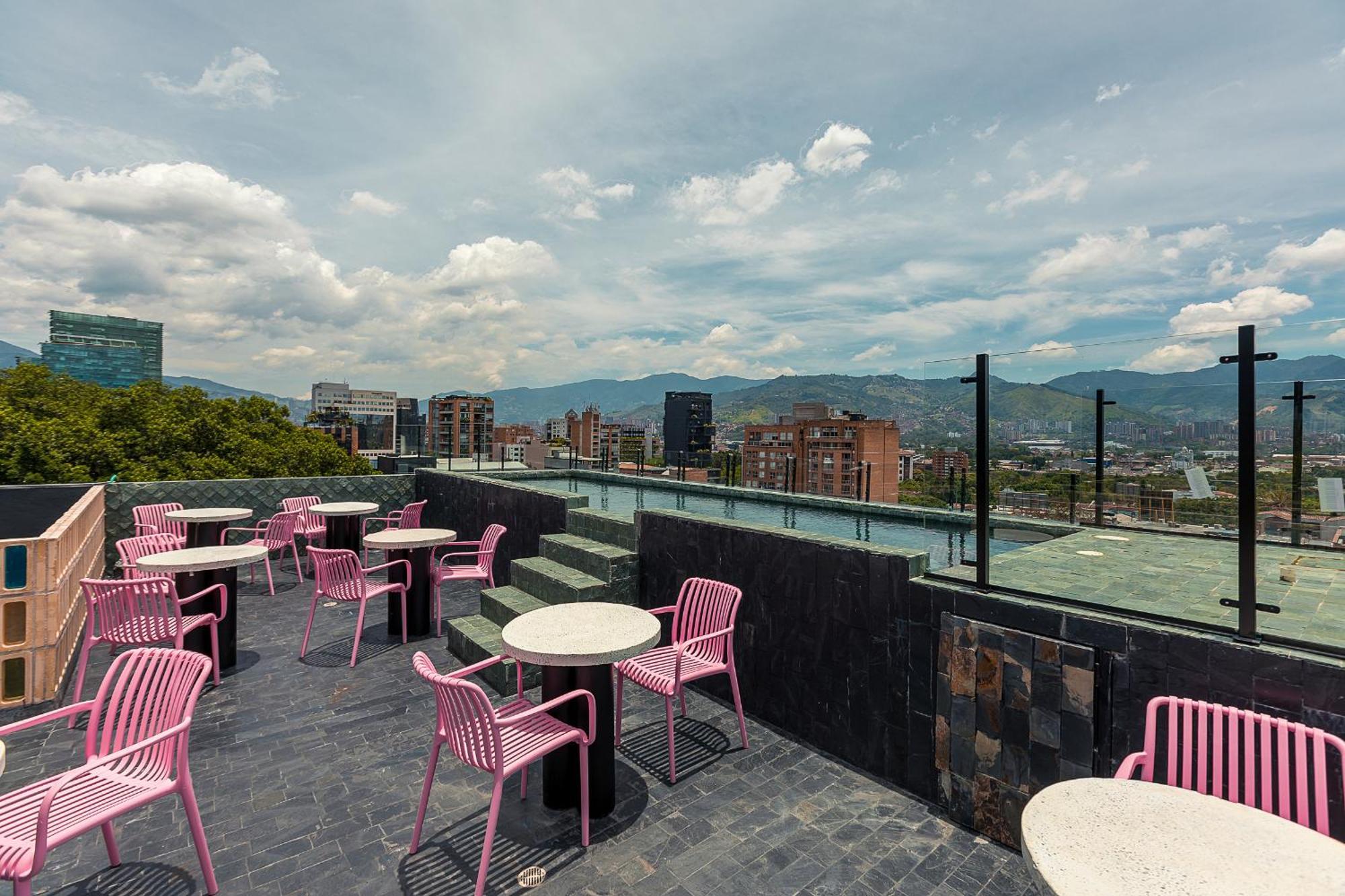 Hotel Zelva Negra Medellin Exterior photo